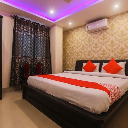 Oyo 27619 Hotel Blue Bird Annexe Nowgong Buitenkant foto