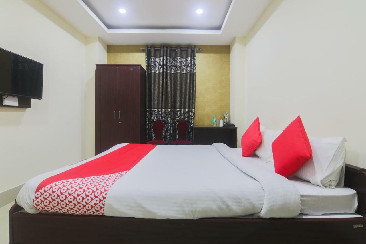 Oyo 27619 Hotel Blue Bird Annexe Nowgong Buitenkant foto