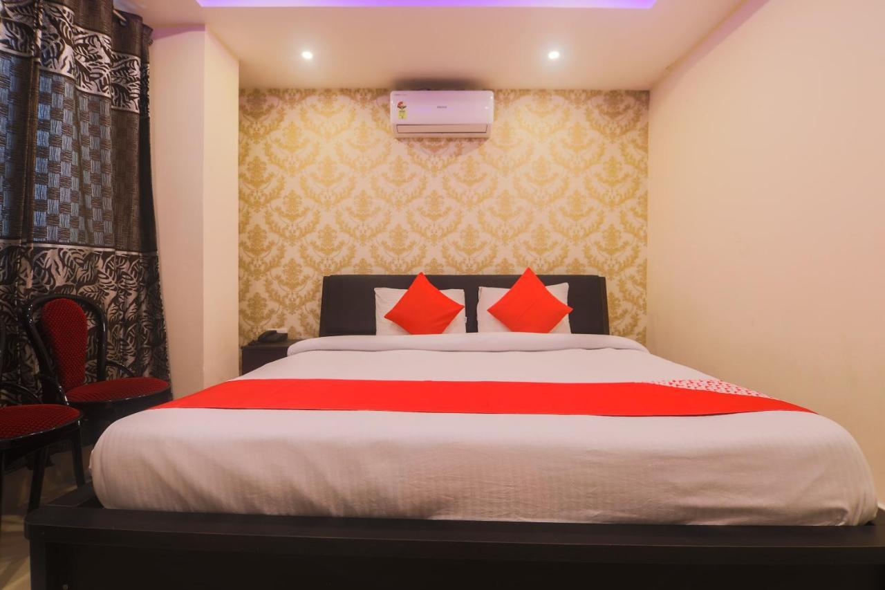 Oyo 27619 Hotel Blue Bird Annexe Nowgong Buitenkant foto