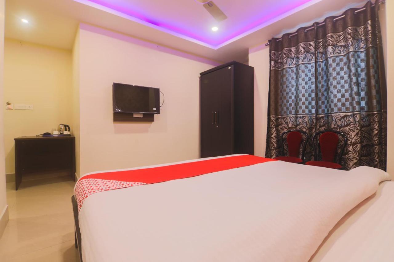 Oyo 27619 Hotel Blue Bird Annexe Nowgong Buitenkant foto